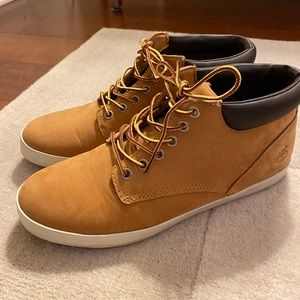Timberland Women’s Dausette Lace Up Sneaker Boots sz 9